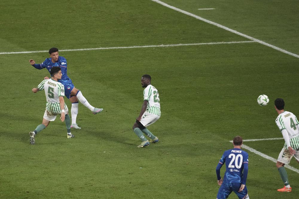 Shams：字母哥想去的地方远远不止尼克斯一家